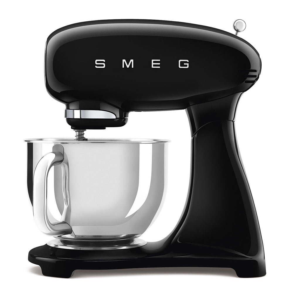 En köksmaskin i märket Smeg